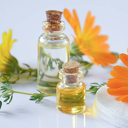 aromathérapie pot de crème composés aromatiques extraits de plantespharmacie Bery
